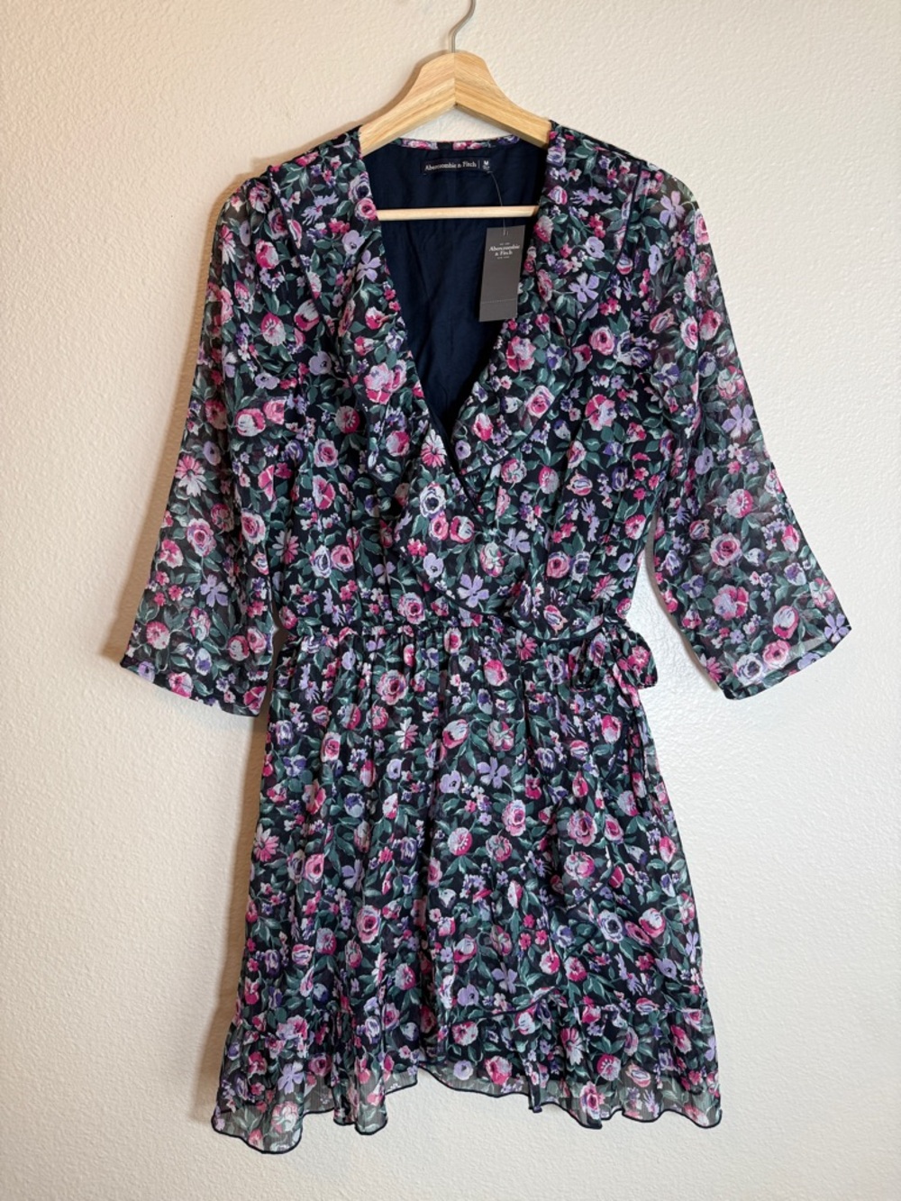 NWT Abercrombie Floral Ruffle Mini Dress Size M V Neck Tiered Cottagecore